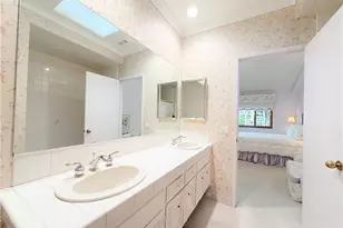 32159 Beachlake, Westlake Village, CA 91361 - Photo 11