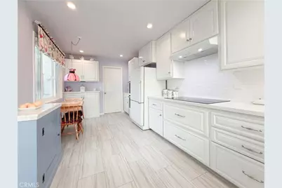 32159 Beachlake, Westlake Village, CA 91361 - Photo 3