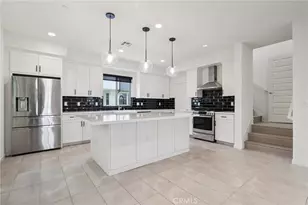 19531 W Cardigan Dr, Northridge, CA 91324 - Photo 13