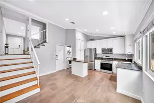 18631 Collins, Tarzana, CA 91356 - Photo 5