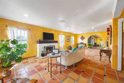 552 Pepper, Bakersfield, CA 93307 - Photo 5