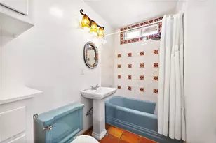 552 Pepper, Bakersfield, CA 93307 - Photo 19