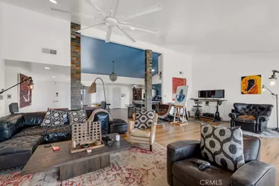 22315 De Kalb, Calabasas, CA 91302 - Photo 5