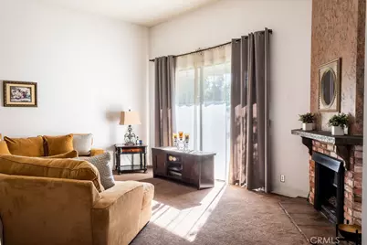 18425 Saticoy Street #1, Reseda, CA 91335 - Photo 5