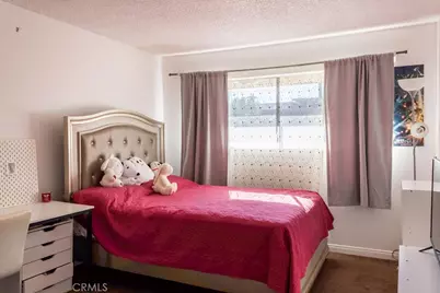 18425 Saticoy Street #1, Reseda, CA 91335 - Photo 19