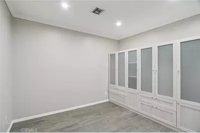 17043 Celtic Street, Granada Hills, CA 91344 - Photo 19