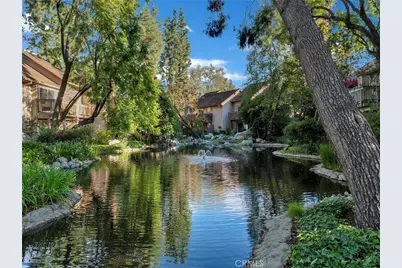 7050 Shoup #225, Canoga Park, CA 91303 - Photo 3