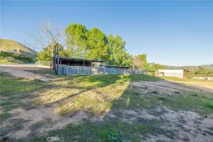 34201 Territory Rd, Agua Dulce, CA 91390 - Photo 31