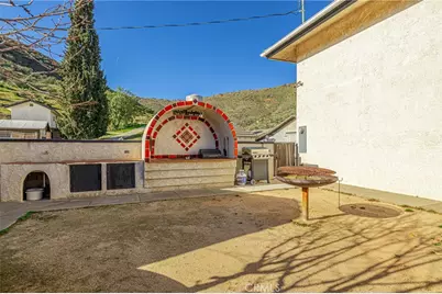 34201 Territory Road, Agua Dulce, CA 91390 - Photo 23