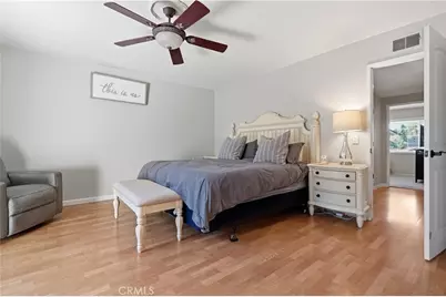 10808 Des Moines, Porter Ranch, CA 91326 - Photo 19