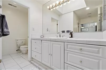 10808 Des Moines, Porter Ranch, CA 91326 - Photo 23