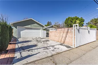 11144 Haskell, Granada Hills, CA 91344 - Photo 35