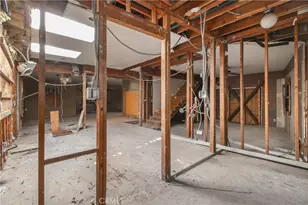 19448 Kittridge, Reseda, CA 91335 - Photo 25