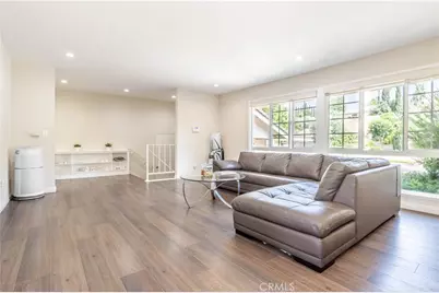 18520 Asuncion Street, Porter Ranch, CA 91326 - Photo 5