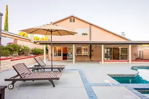 23132 Posada, Valencia, CA 91354 - Photo 43