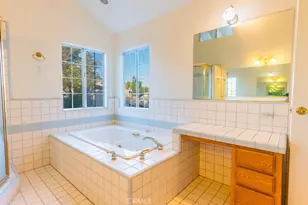 23132 Posada, Valencia, CA 91354 - Photo 37