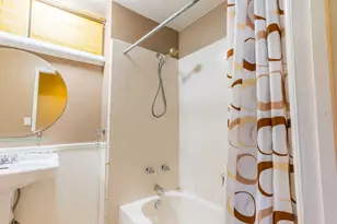 23132 Posada, Valencia, CA 91354 - Photo 29