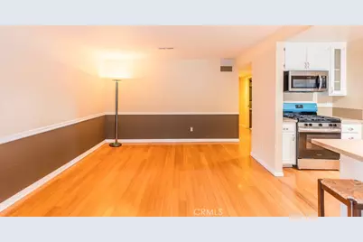 23132 Posada, Valencia, CA 91354 - Photo 15