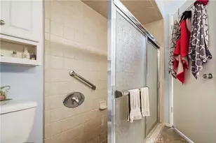 26737 Oak Crossing Rd, Newhall, CA 91321 - Photo 15