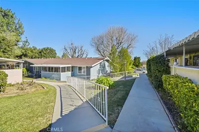 26737 Oak Crossing Road #B, Newhall, CA 91321 - Photo 37