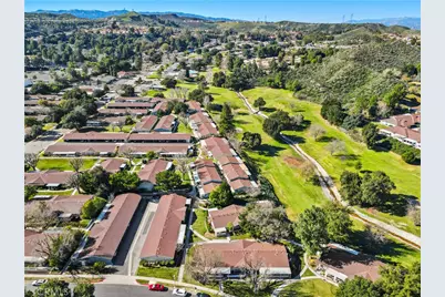 26737 Oak Crossing Road #B, Newhall, CA 91321 - Photo 35