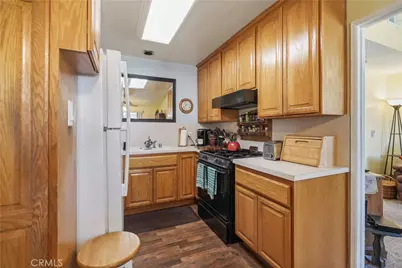 26737 Oak Crossing Road #B, Newhall, CA 91321 - Photo 9