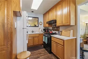 26737 Oak Crossing Rd, Newhall, CA 91321 - Photo 9