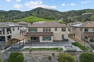 18787 Juniper Springs, Canyon Country, CA 91387 - Photo 3