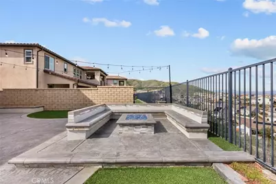 18787 Juniper Springs, Canyon Country, CA 91387 - Photo 11