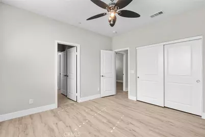 18787 Juniper Springs, Canyon Country, CA 91387 - Photo 43