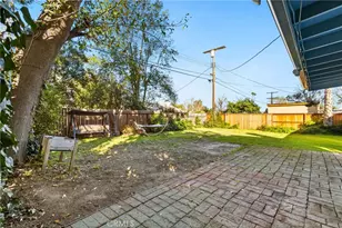 22719 Criswell, West Hills, CA 91307 - Photo 23