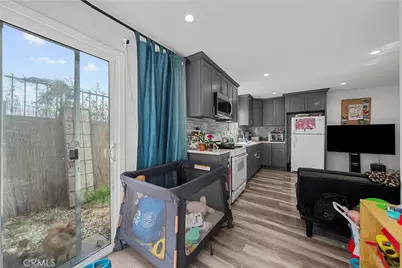 238 W 58th, Los Angeles, CA 90037 - Photo 11