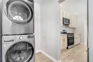 7454 Gaviota Ave, Van Nuys, CA 91406 - Photo 9