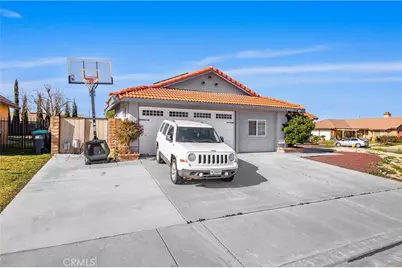 39551 Blackhawk Court, Palmdale, CA 93551 - Photo 3