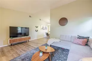 23540 Lampara, Valencia, CA 91355 - Photo 9