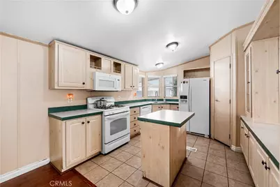 16079 Yarnell Street #C35, Sylmar, CA 91342 - Photo 5