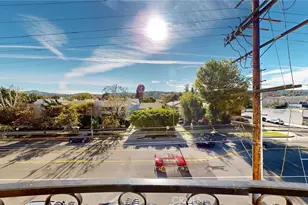 12407 Moorpark, Studio City, CA 91604 - Photo 7