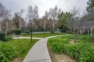 26954 Flo Ln, Canyon Country, CA 91351 - Photo 19