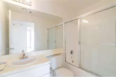 19350 Sherman Way #210, Reseda, CA 91335 - Photo 11