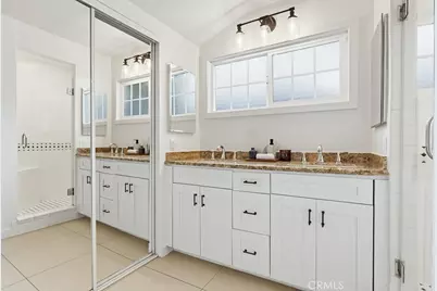 12308 La Maida Street, Valley Village, CA 91607 - Photo 13