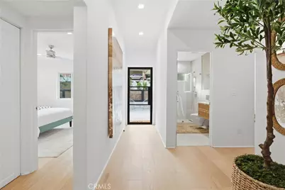 4422 Canoga Avenue, Woodland Hills, CA 91364 - Photo 9