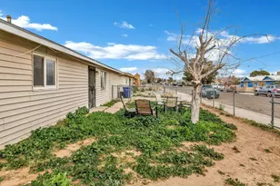 241 N Helena St, Ridgecrest, CA 93555 - Photo 29