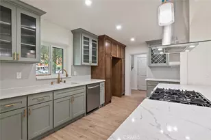 9054 Darby Ave, Northridge, CA 91325 - Photo 15