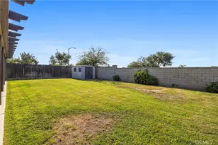 12305 Quiet Pasture Dr, Bakersfield, CA 93312 - Photo 35