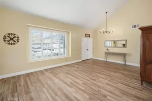 28125 Vernal, Saugus, CA 91350 - Photo 7