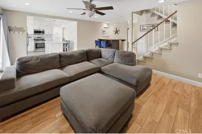 28125 Vernal, Saugus, CA 91350 - Photo 17