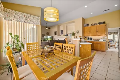 42344 Camden, Lancaster, CA 93536 - Photo 19