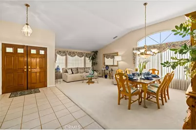 42344 Camden, Lancaster, CA 93536 - Photo 9