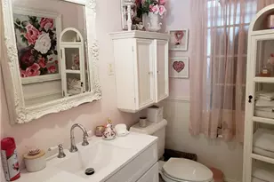 8110 Brownstone St, Sunland, CA 91040 - Photo 33