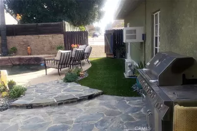 8110 Brownstone Street, Sunland, CA 91040 - Photo 21